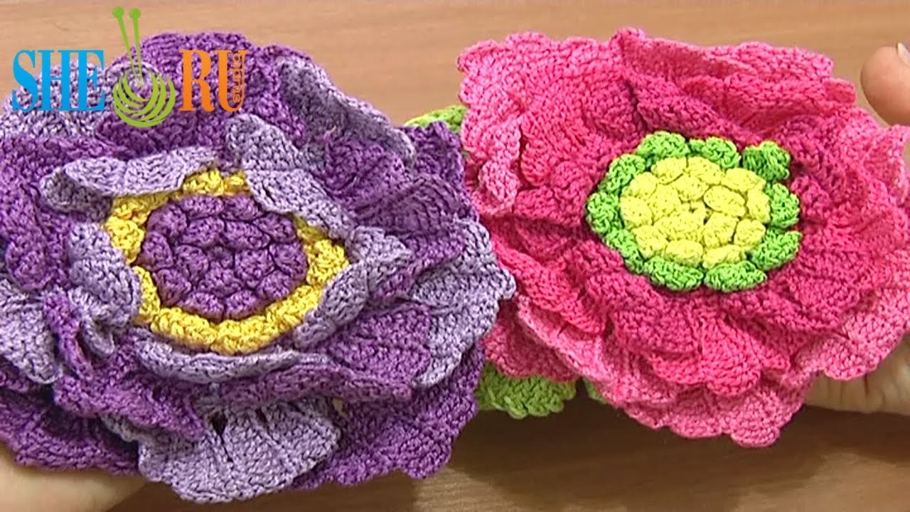 http://cdn.mycrafts.com/i/1/1/83/crochet-large-flower-tutorial-62-bdAz-o.jpg