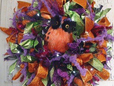 Halloween Ribbon Wreath Tutorial by Trendy Tree