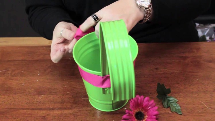 How to Decorate Flower Pots for Mother's Day : Various Decorative Crafts