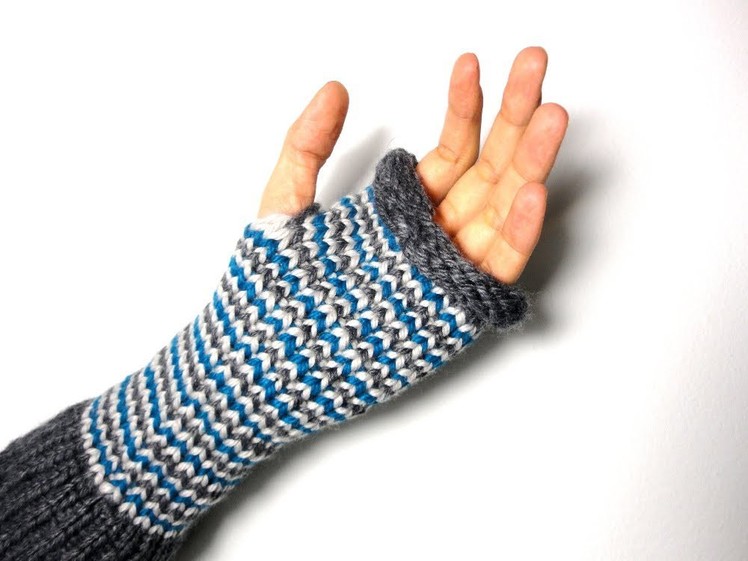 How to Loom Knit Fingerless Mittens (DIY Tutorial)