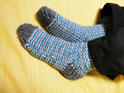 How to Loom Knit Socks (DIY Tutorial)