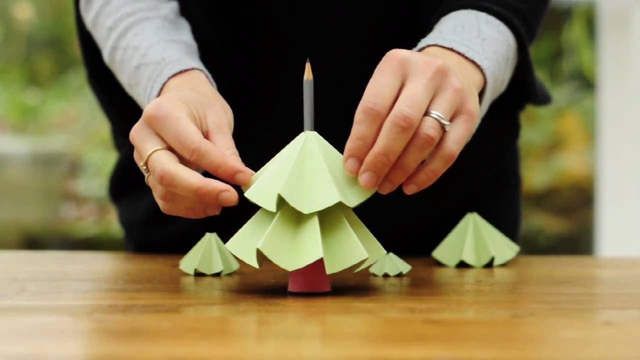 How to make a Christmas Tree from paper