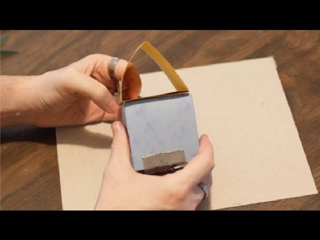 How to Make a House Out of Paper for Kids : Paper Crafts