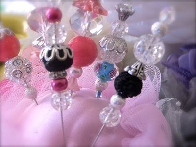 Retro Craft: Romantic Beads Made from Rose Petals