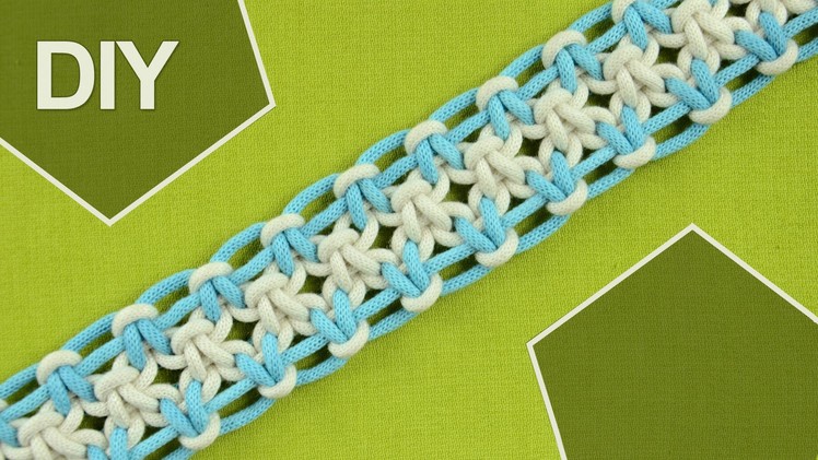 Square knot variations with eight strings. DIY Tutorial