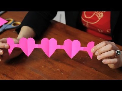 Tutorial for a Paper Heart Chain : Valentine's Day Crafts
