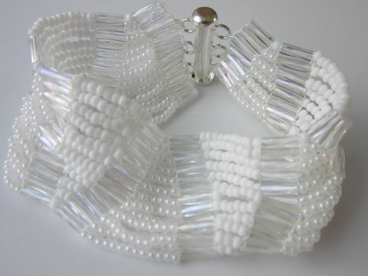 White Bracelet with Seed Beads11\0. Easy to make .Браслет из белого бисера .