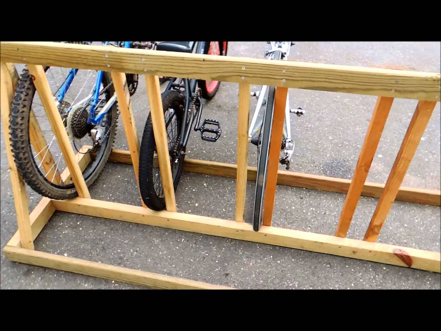 Diy Bike Rack Made Of Wood - Bike Rack Diy Wood