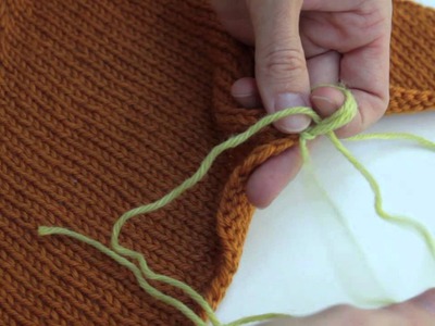 How-To Make a Yarn Button Loop Using the Button Hole Stitch