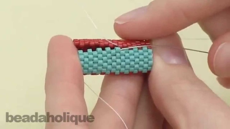 How to Zip Up Peyote Stitch with a Seamless Join