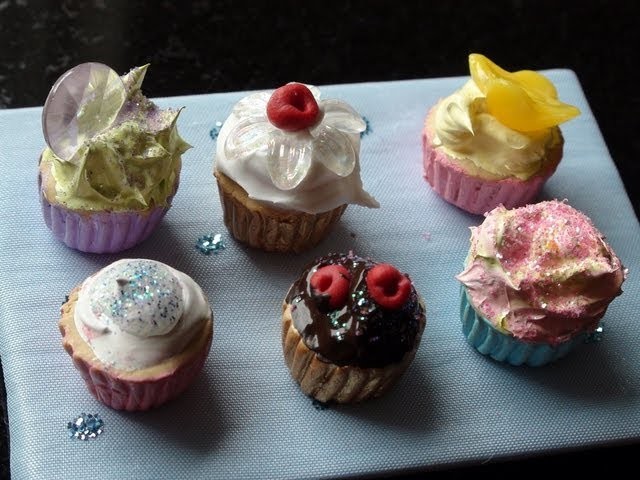 DIY: How To Make Miniature Cupcakes With Polymer Clay