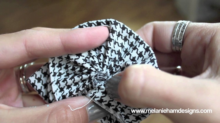 ♥♥ How To: Make a Fast and Easy Fabric Flower ♥♥