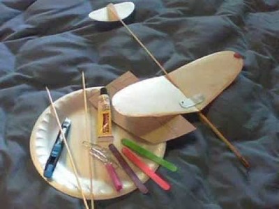 How to Make a Glider From Simple Materials