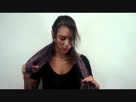 How to Tie a Scarf: Four-in-Hand