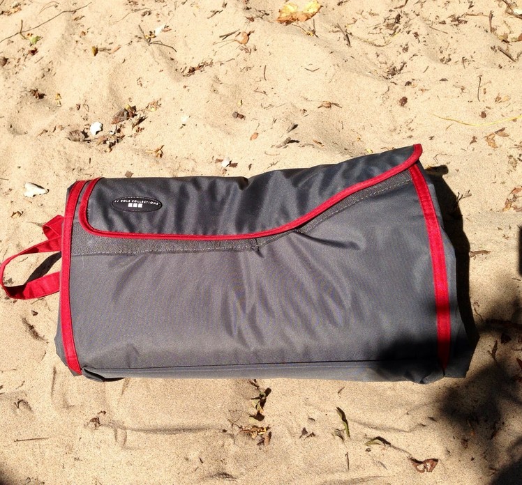 JJ Cole outdoor blanket! The most practical outdoor blanket ever!
