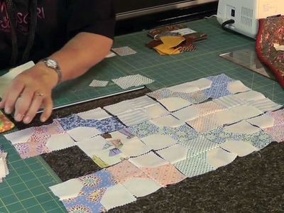 Make a Bowtie Quilt Block - Easy Quilting Tutorials
