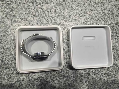 Apple Watch charging box DIY