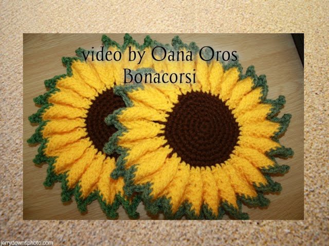 Crochet sunflower hot pad