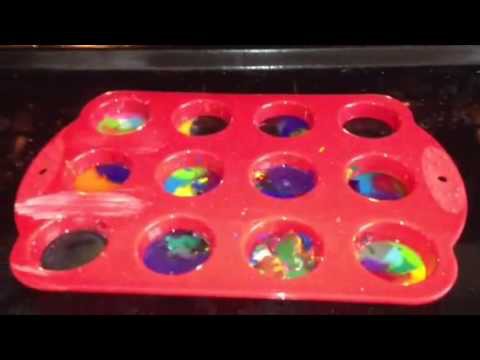 DIY recycled melted crayons