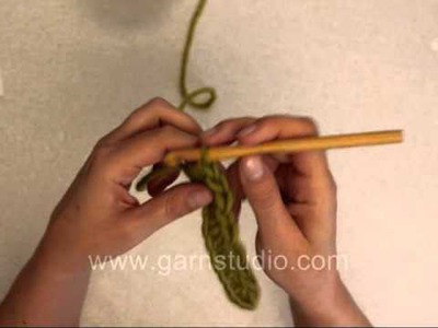 DROPS Crochet Tutorial: How to do a lemon peel texture
