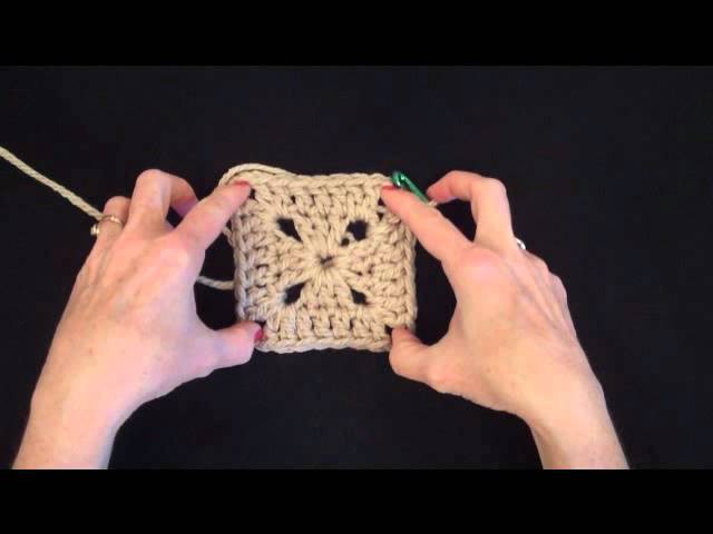 003 Learn How to Crochet: Basic Double Square