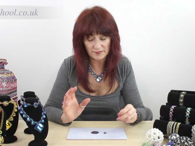 Beadschool Tutorial - Tips & Tricks: The best way to pick up beads.