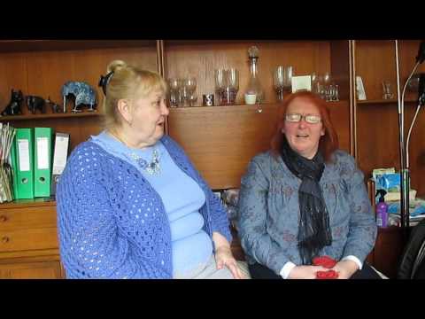Jan and Sue discussing crochet shawls
