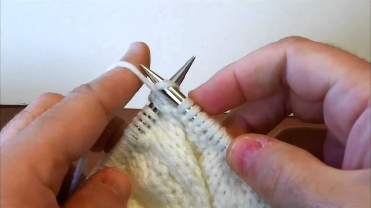 Purl Stitch - Left Handed - English style