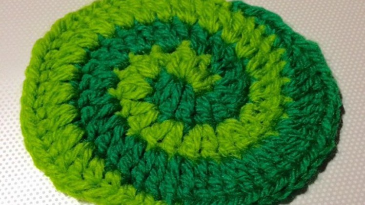Crochet a Beautiful Two Color Spiral Pattern - DIY  - Guidecentral