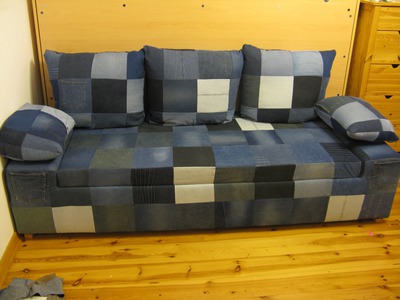 DIY jeans sofa. Build a simple, comfortable jeans sofa with simple tools and a little free time