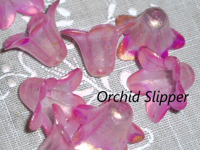18mm Lucite Lily Flower Beads
