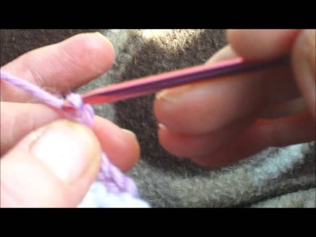 Crochet 2 colour chain edging