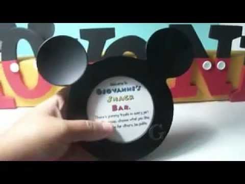 DIY Mickey Mouse Signs