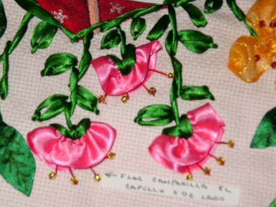 DIY Cómo hacer la flor de campanilla en capullo, bordando en listón.