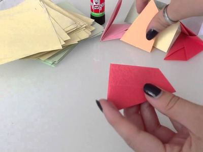 Origami Pfau - Faltanleitung Origami Vogel. Papier Pfau