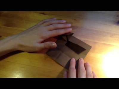 Origami: Puppentisch aus Papier basteln