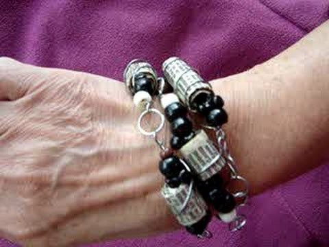 PAPER BEADS, FRENCH DICTIONARY BRACELET, recycle, repurpose, jewelry making, necklace