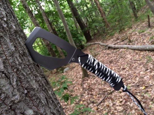 Farson Hatchet: Unique Bushcraft Survival Tool with Many Uses