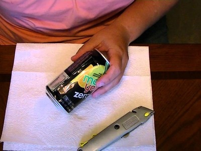 How to Cut an Aluminum Can