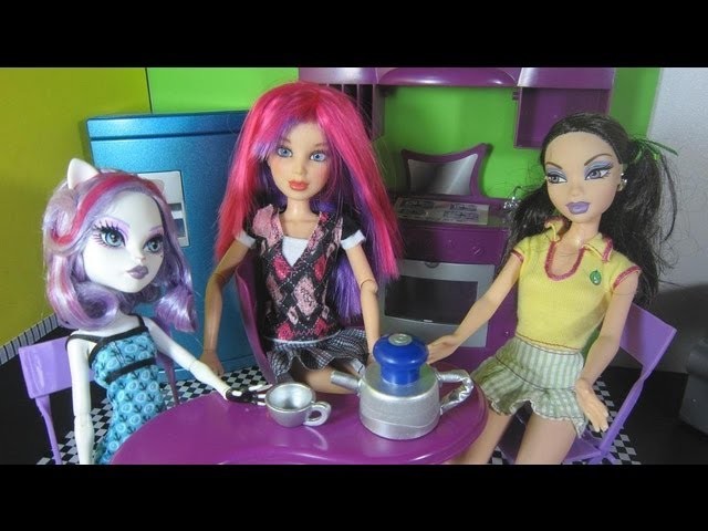 How to make a doll teapot - Recycling - Doll Crafts