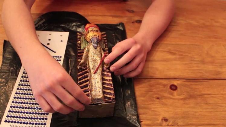 Lets Make a Sarcophagus (and a Mummy too!) - Craft & Project