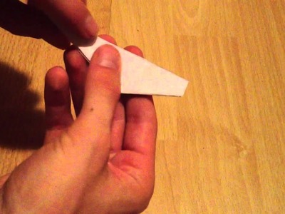 Einen Pfau selber basteln. Papier Pfau falten - Origami