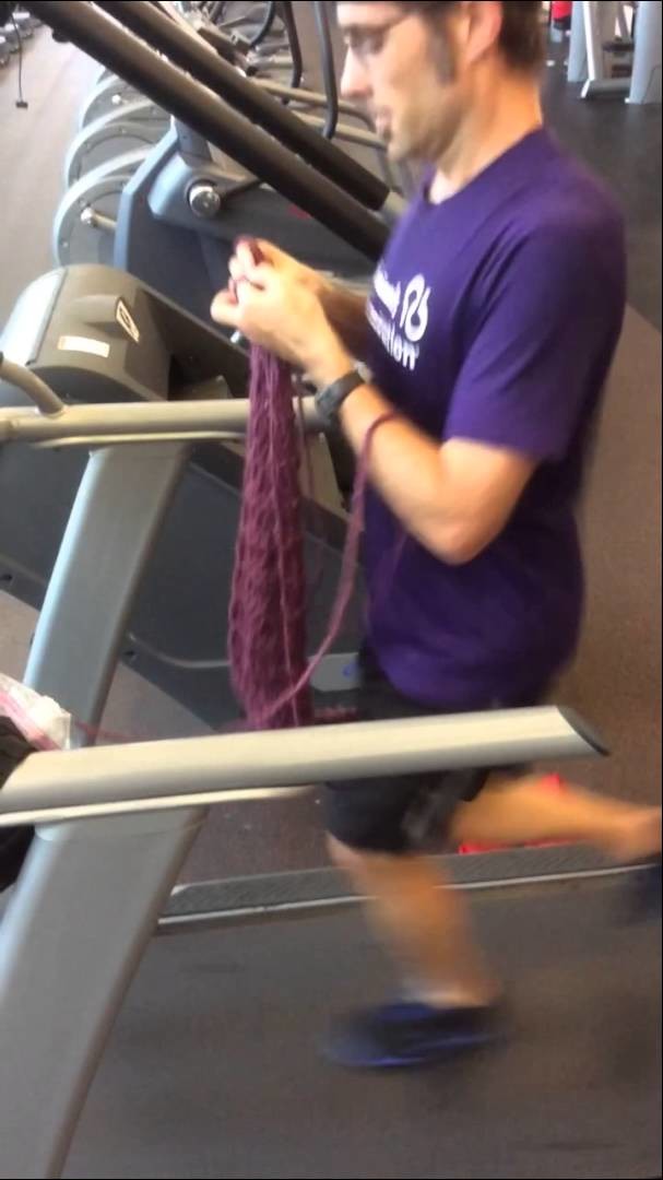 Knitting treadmill