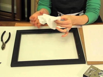 How to Get Moisture Out of Picture Frames : Picture Frame Crafts