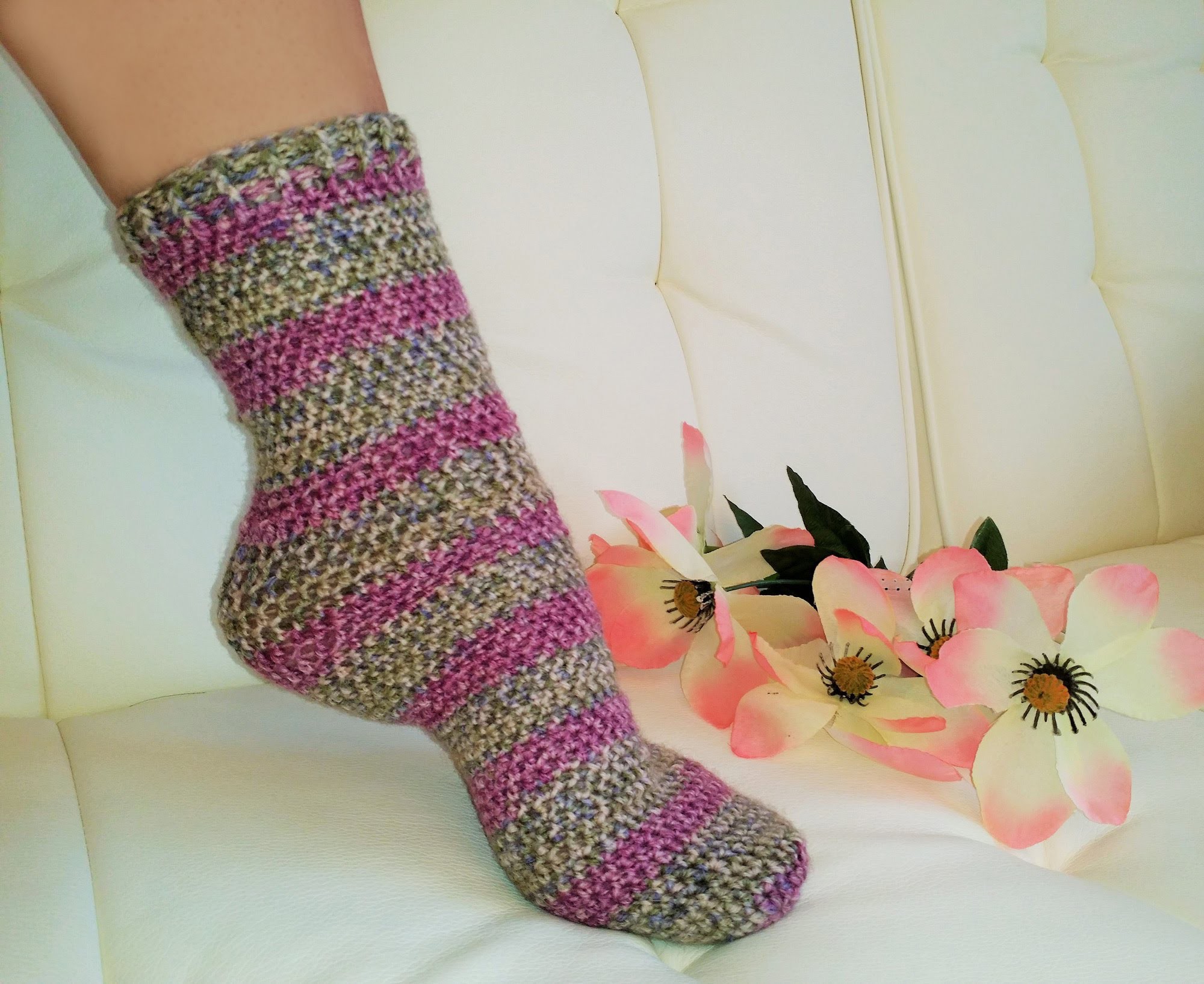 Crochet Glamas Easiest TUBE SOCKS Everrrr!