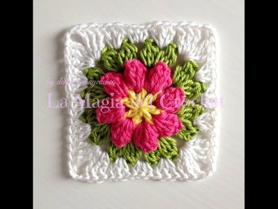 Granny square flor a crochet