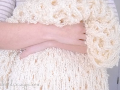 How to Arm Knit a Blanket in One Hour - The Original Tutorial - With Simply Maggie