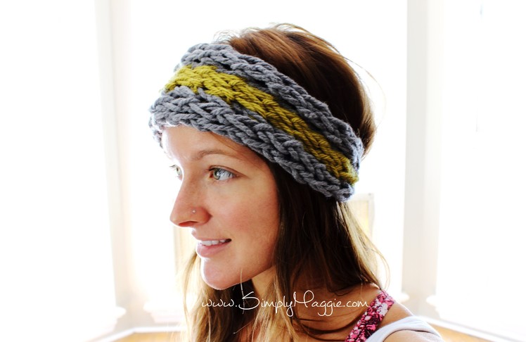 How to Finger Knit an Ear Warmer in 15 Minutes with Simply Maggie