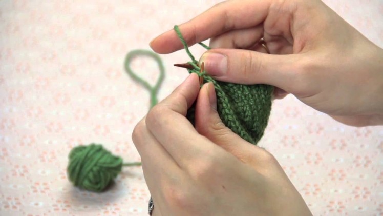 How to Fix Laddering in Knitting : Knitting Techniques