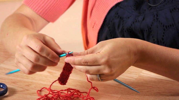 How to Knit a Small Bow for a Baby's Headband : Craft Projects